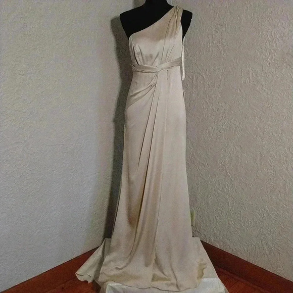 Dessy collection One Shoulder Satin Gown size 4 Regular nwt - Picture 2 of 10